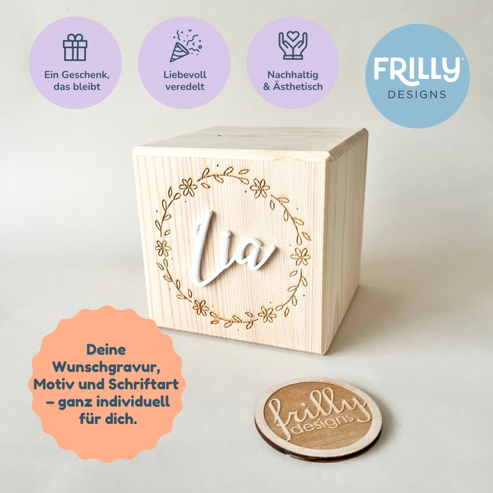 Personalisierte Spardose aus Holz mit 3D-Namen & Kranz